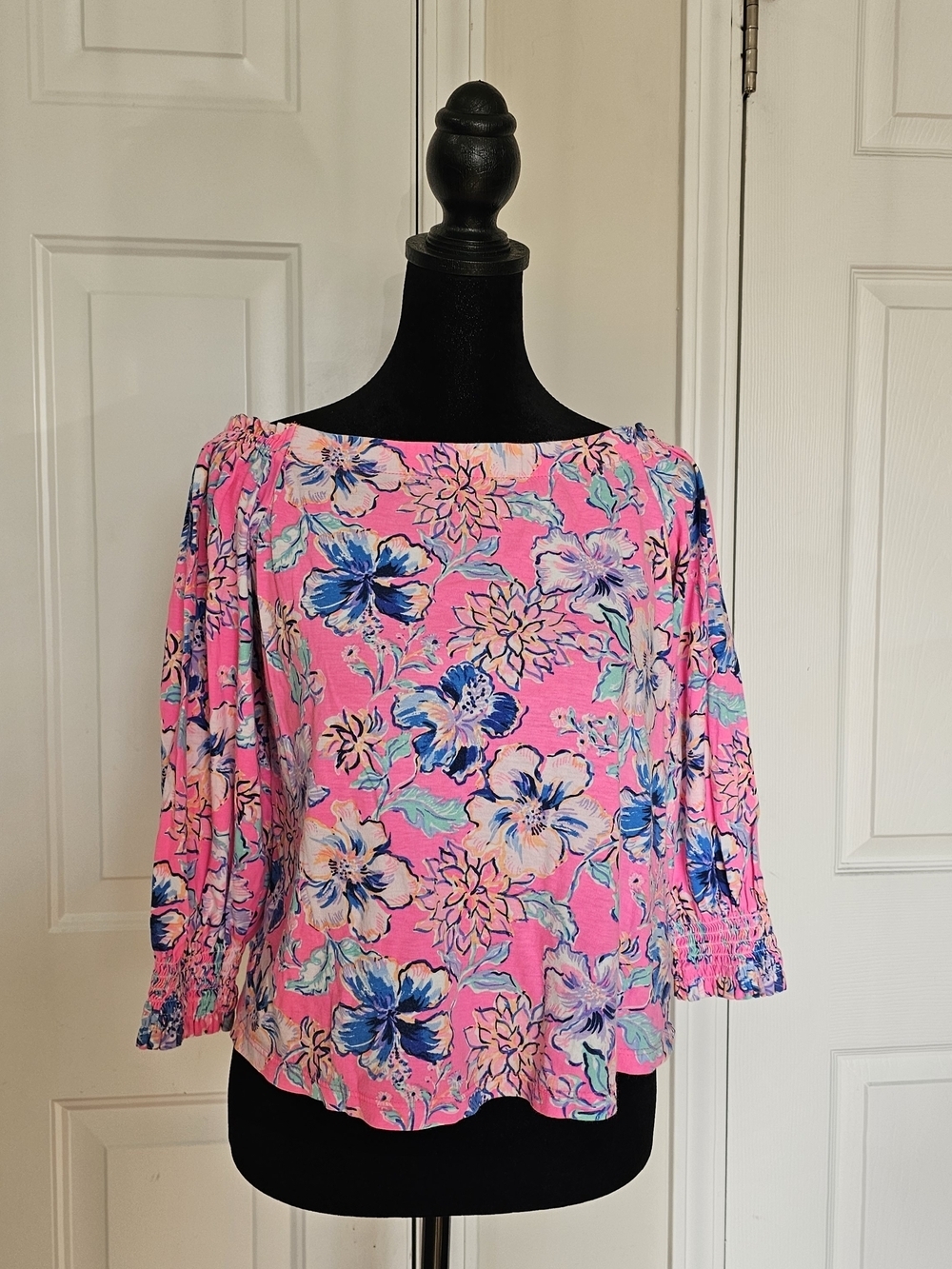Lilly Pulitzer Lessa Off The Shoulder Pink Floral Blouse with 3/4 Sleeves{Bx19}